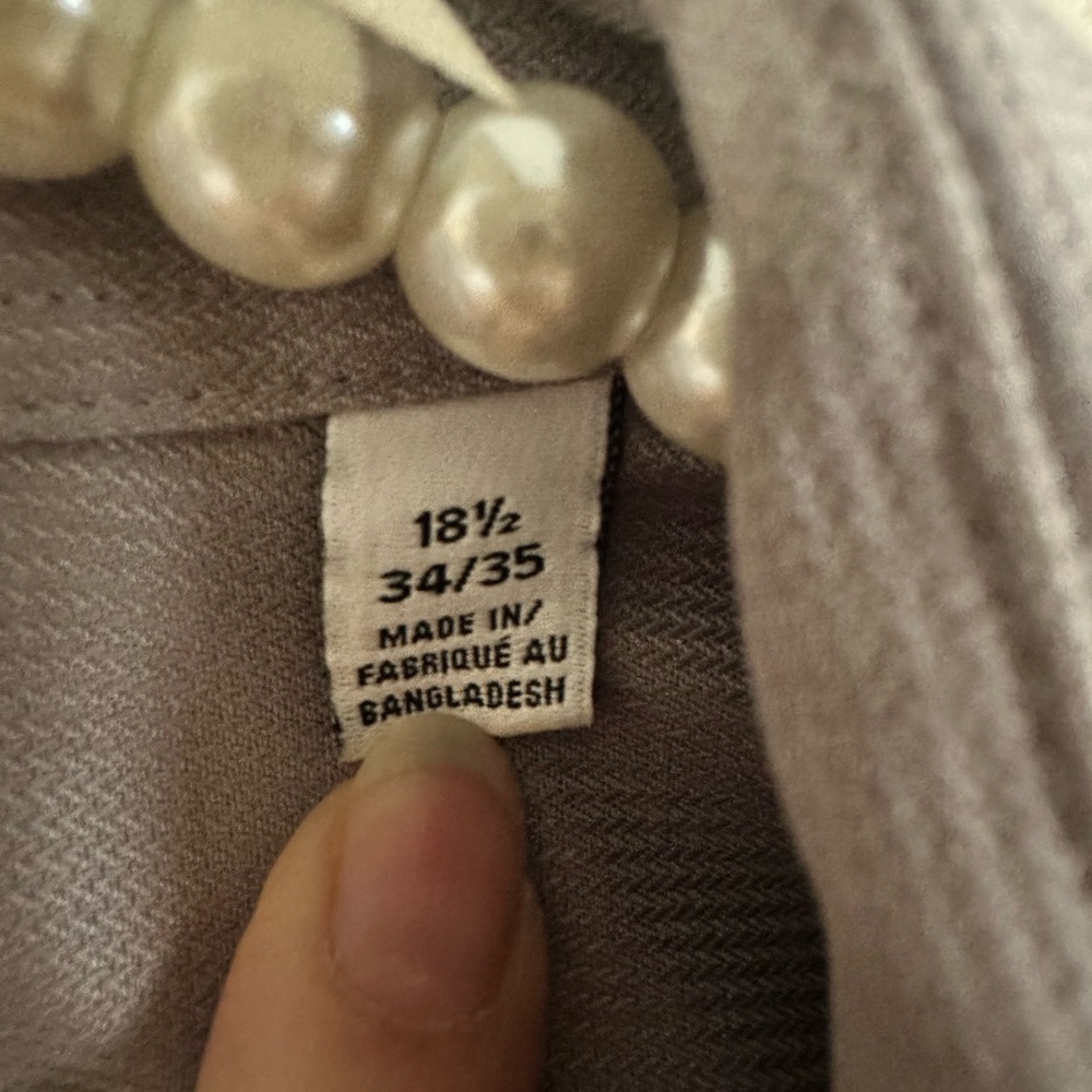 2 Men Button Down Shirts - Picture 13 of 13